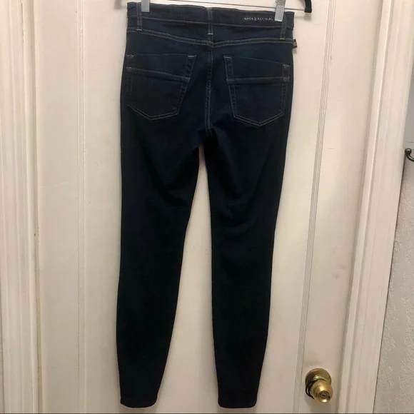 Rock & Republic Kashmiere Legging Dark Wash - Picture 4 of 11